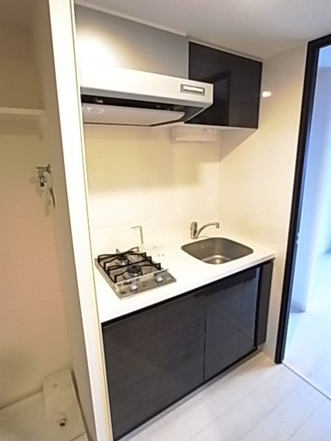 キッチン　コンパクトなキッチンで掃除もラクラク