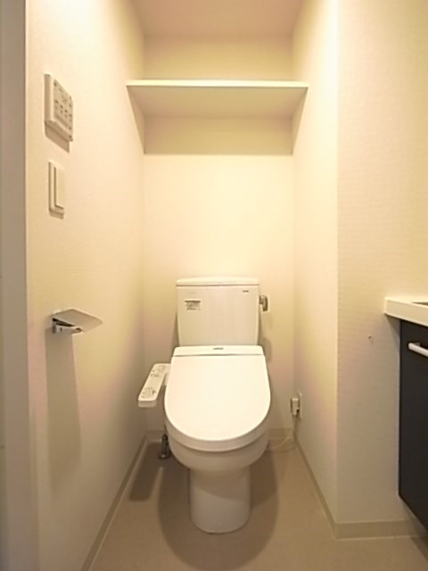 トイレ　清潔感のあるトイレです