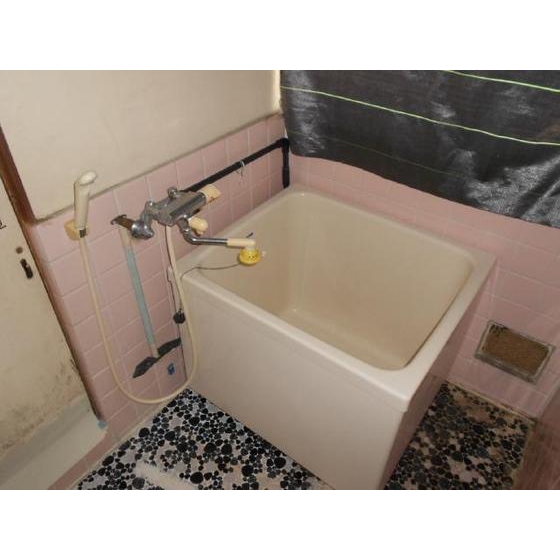 バス・シャワールーム　バスルーム