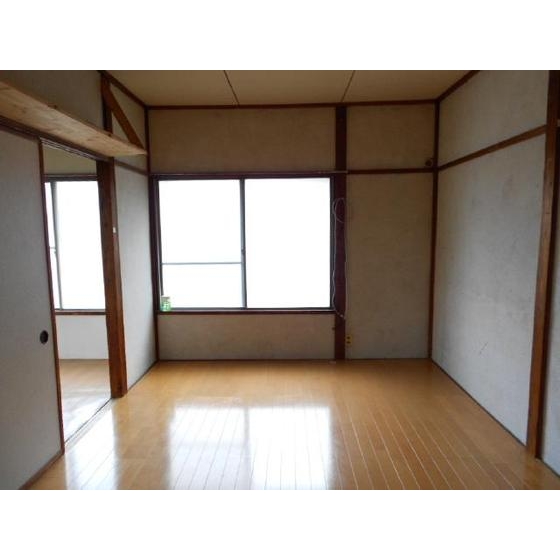 建物外観　洋室