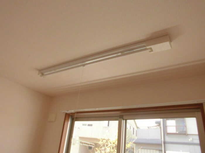 その他設備　室内物干し