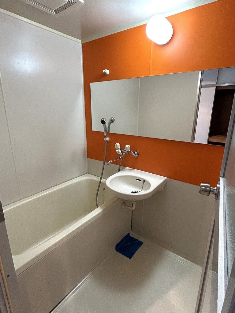 バス・シャワールーム　浴室