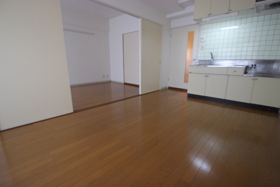 居室・リビング　別号室の写真です。