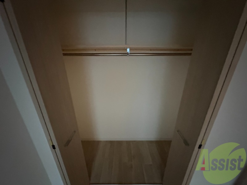収納　寝室の収納になります。広々としてたくさん収納できます。