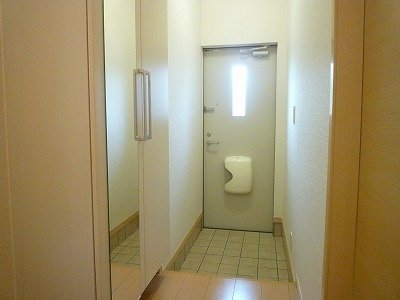 玄関　シンプルで使いやすい玄関です
