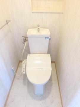 ラ・フォーレ　トイレ　トイレ