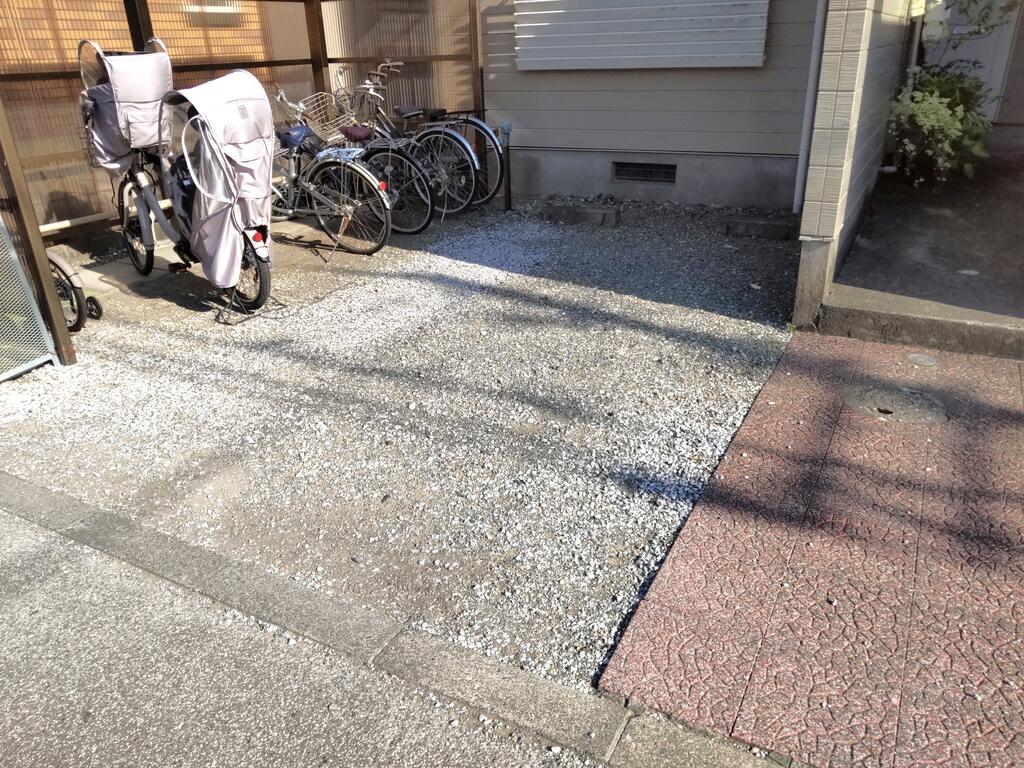 駐車場　現在空き無しＮｏ．１（軽・小型車のみ）、Ｎｏ．２