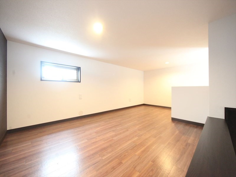 その他部屋・スペース　ロフト5.7帖（収納としても寝室としても使用できます）