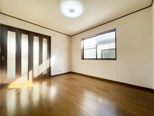 居室・リビング　使い勝手のいい洋室です