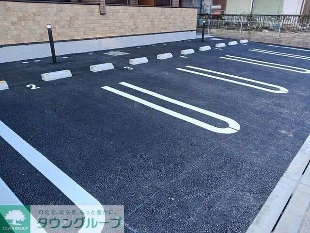 駐車場　駐車場