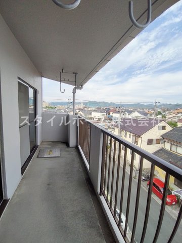 バルコニー　広々としたバルコニーです