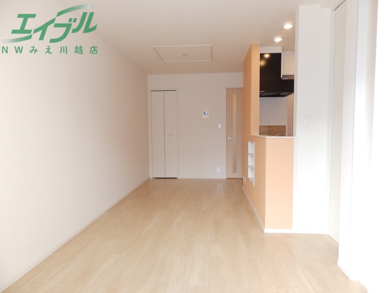 居室・リビング　同型参考写真