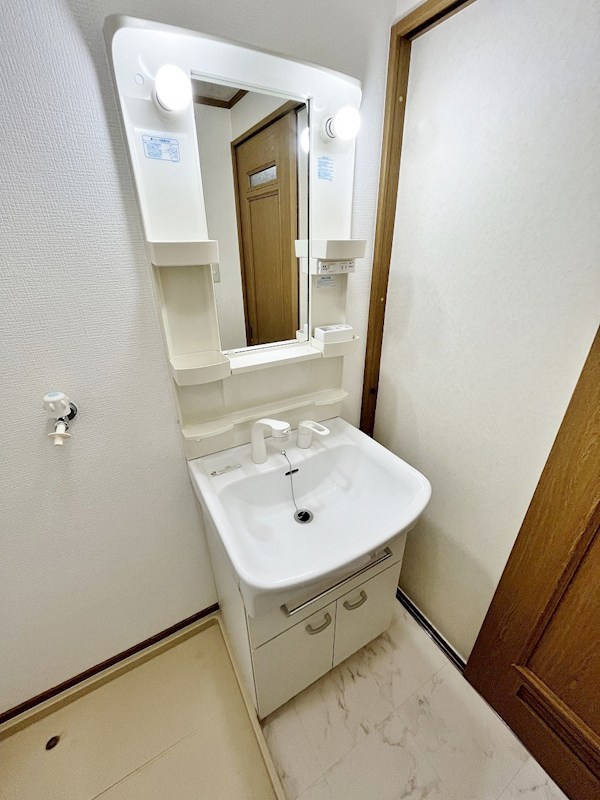 洗面設備　★洗面脱衣所/シャワー付き洗面台★