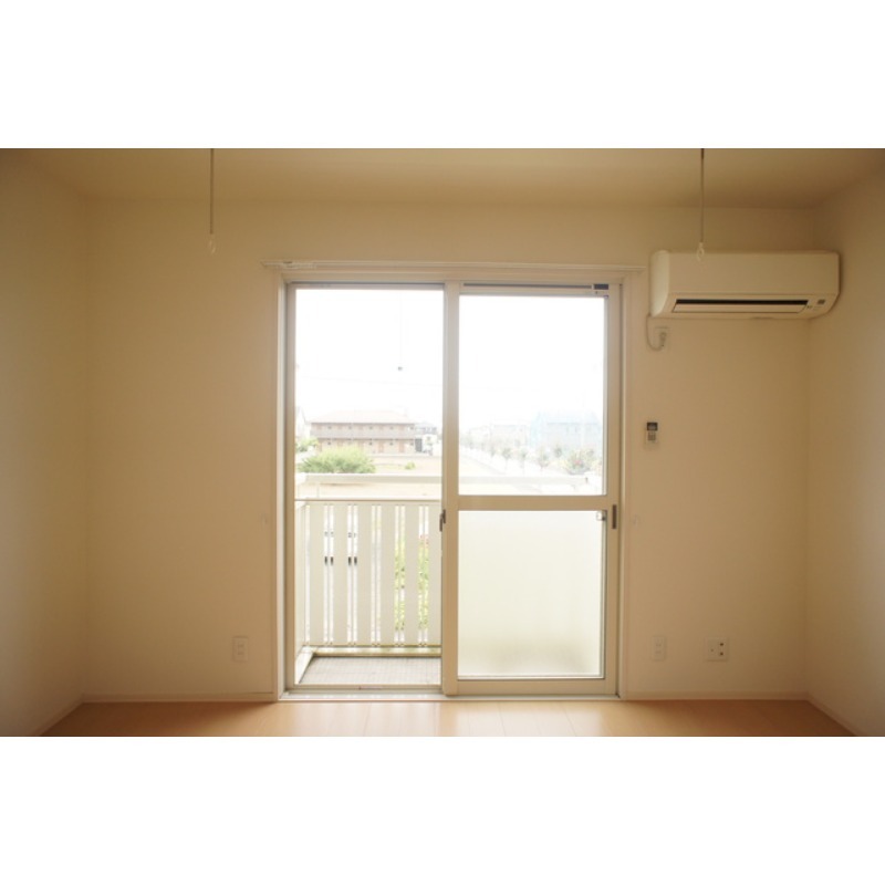 居室・リビング　図面と現状に相違がある場合には現状を優先