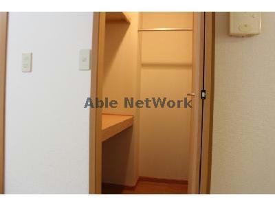 収納　同型タイプ