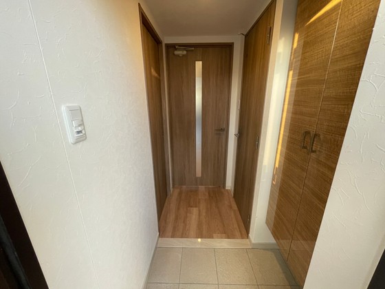 玄関　※別部屋の写真です