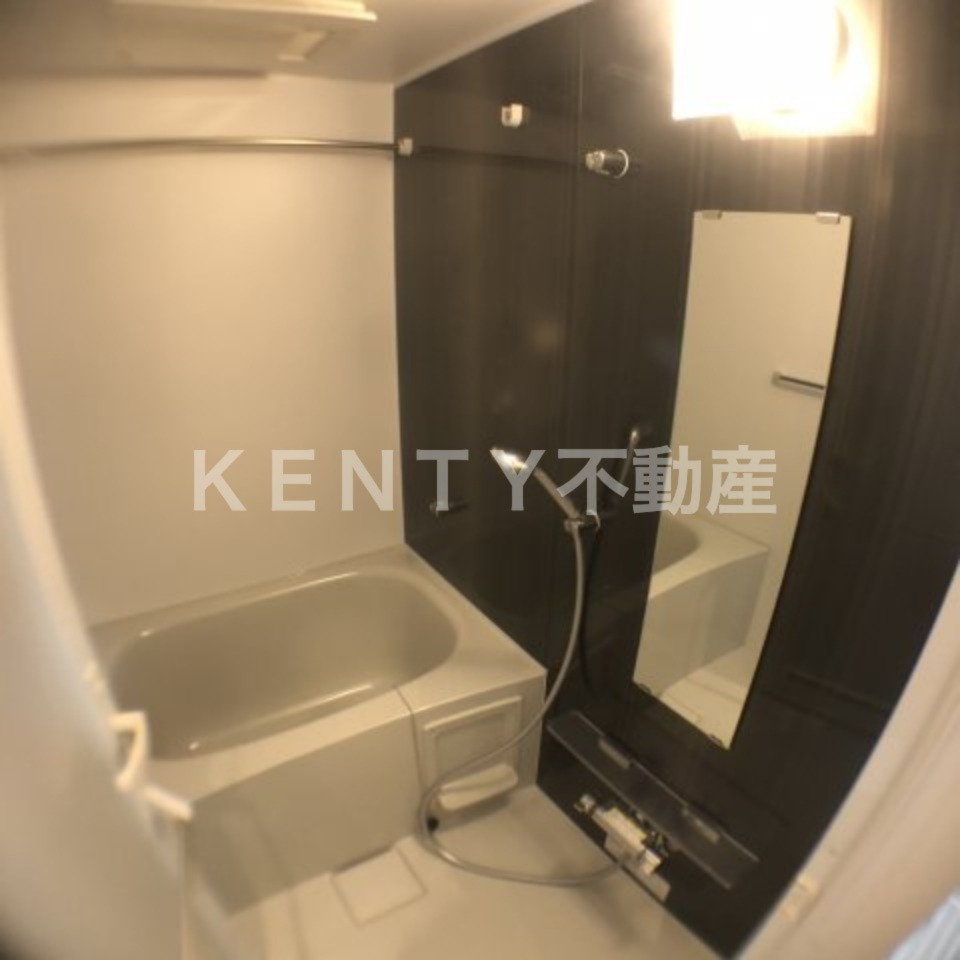 バス・シャワールーム　ゆったり過ごせるお風呂です