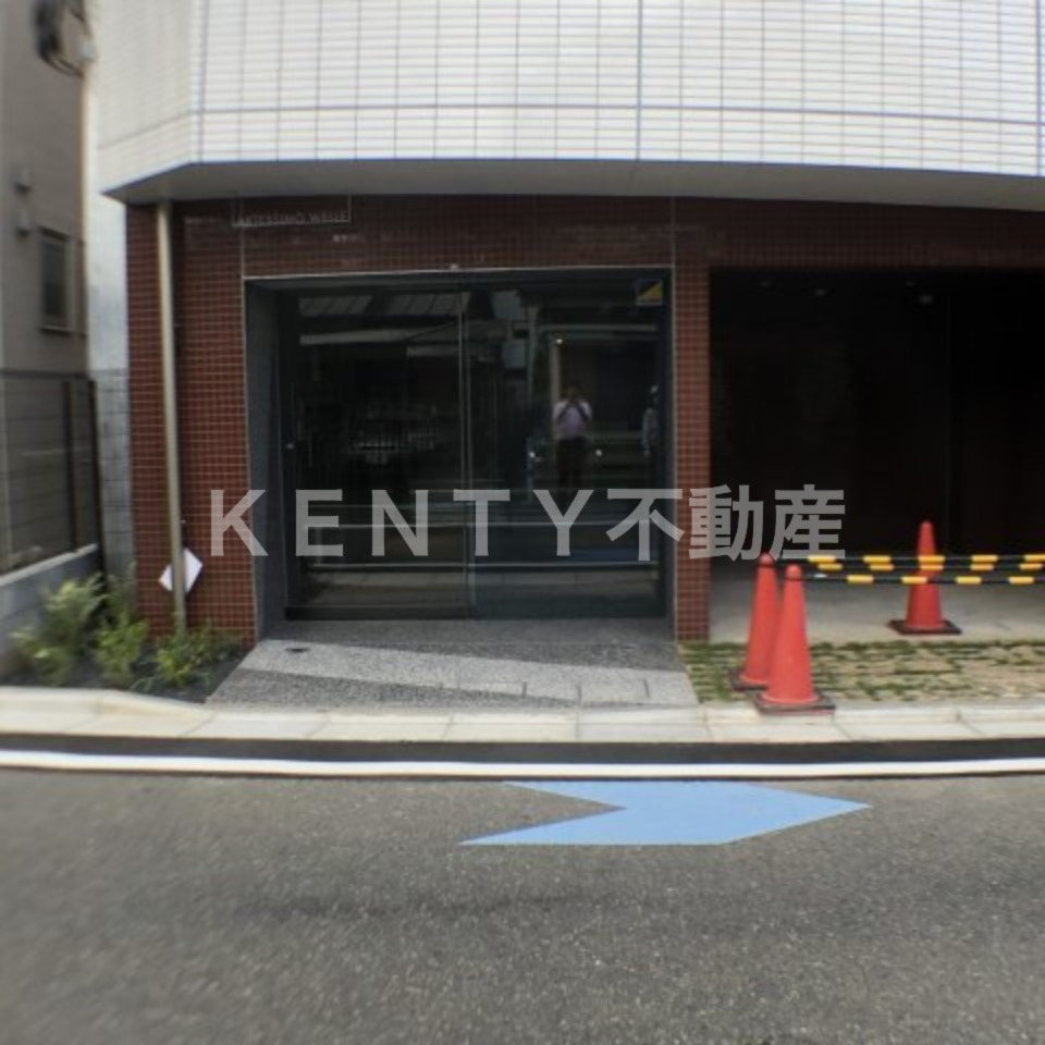 エントランス　毎日通るエントランスはこのようになっています