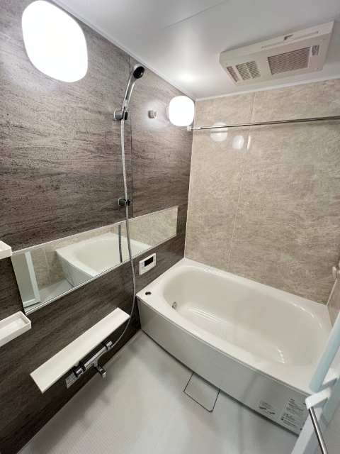バス・シャワールーム