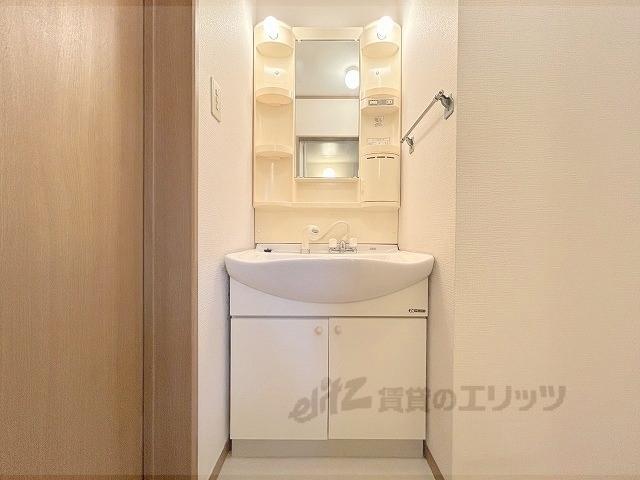 洗面設備　独立洗面台