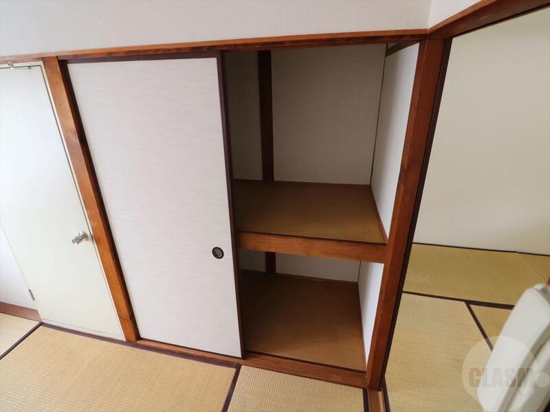 収納　おしいれ