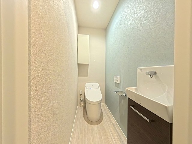 トイレ　タンクレストイレ