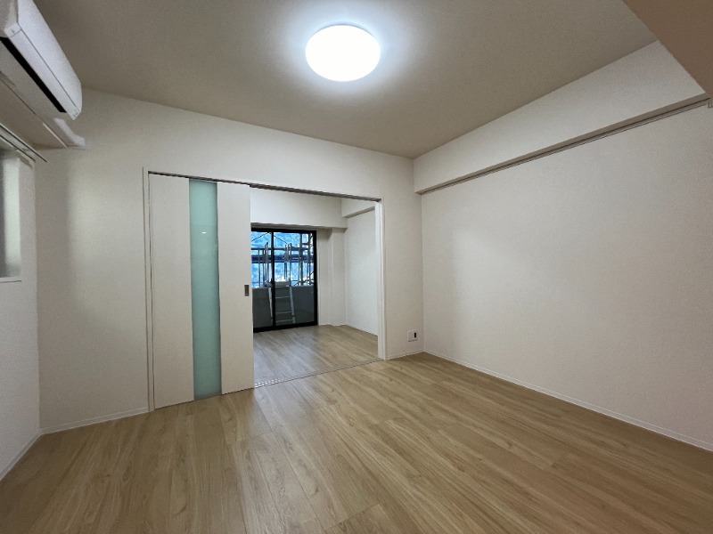 居室・リビング　同タイプ別室参照画像