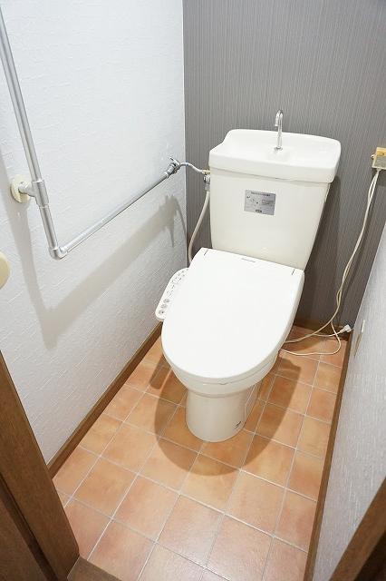 トイレ　トイレ