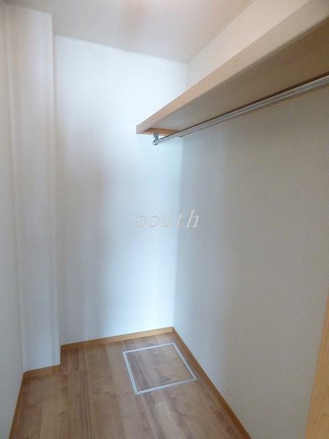 収納　ウォークインクローゼット♪