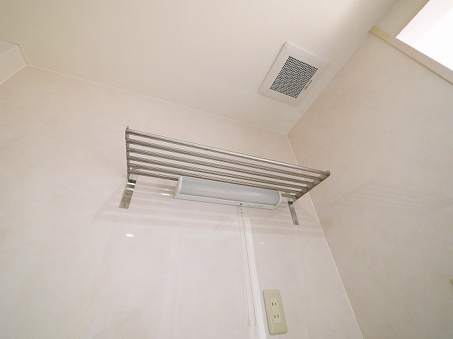 その他設備　使いやすい棚です