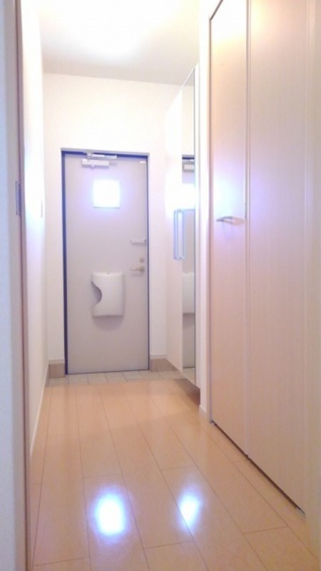 玄関　図面と現状に相違がある場合には現状を優先