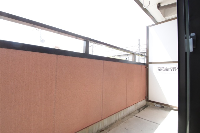 バルコニー　※別号室のお写真のため現況優先