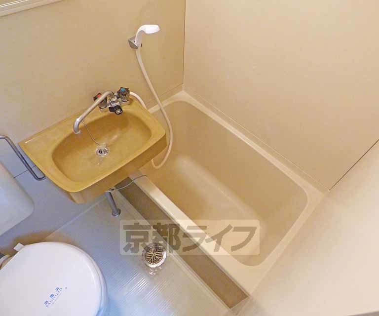 バス・シャワールーム　ユニットバスです。