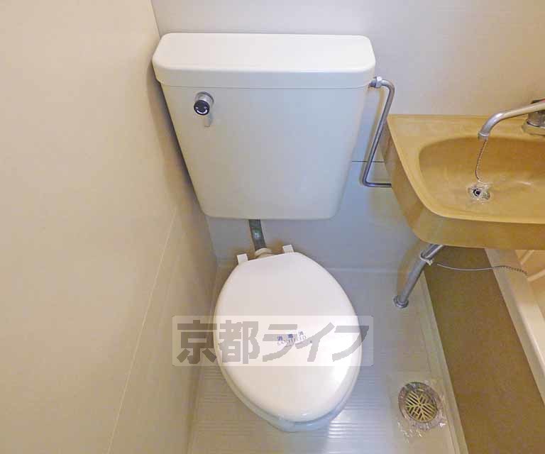 トイレ　洋式トイレです。