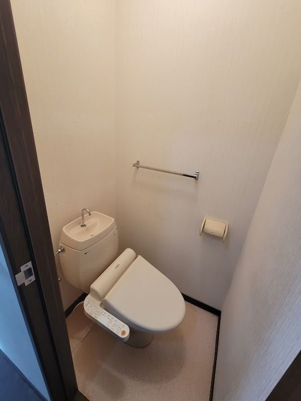 トイレ　別室参照