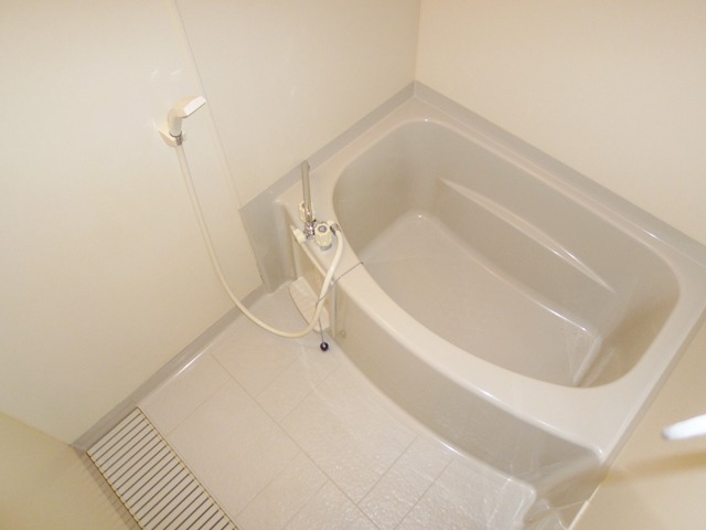 バス・シャワールーム　ゆったりバスルーム♪