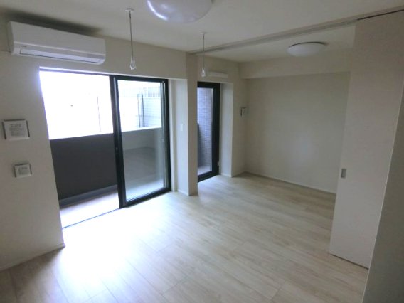 居室・リビング　他のお部屋の参考写真となります。