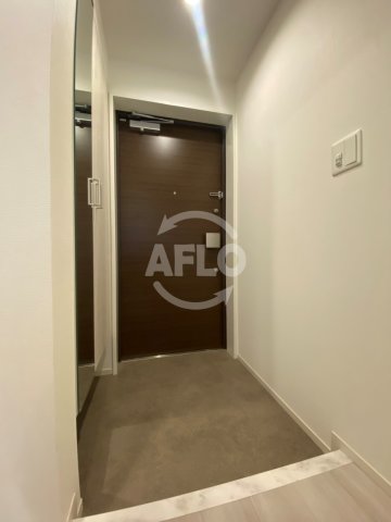 玄関　LAZO内久宝寺　玄関