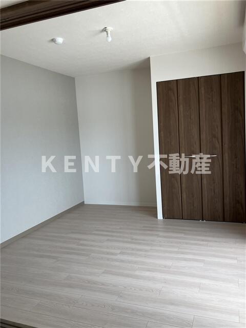 その他部屋・スペース　使い勝手のいい寝室です