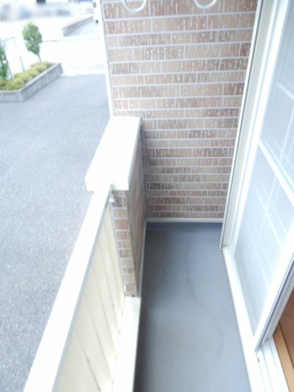 バルコニー　図面と現状に相違がある場合には現状を優先