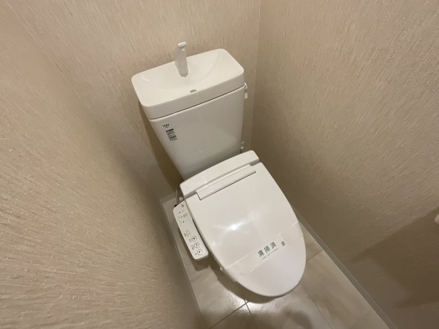 トイレ　落ち着いたトイレです