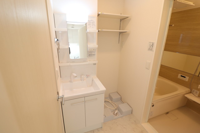 洗面設備　脱衣場