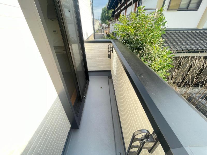 バルコニー　室内