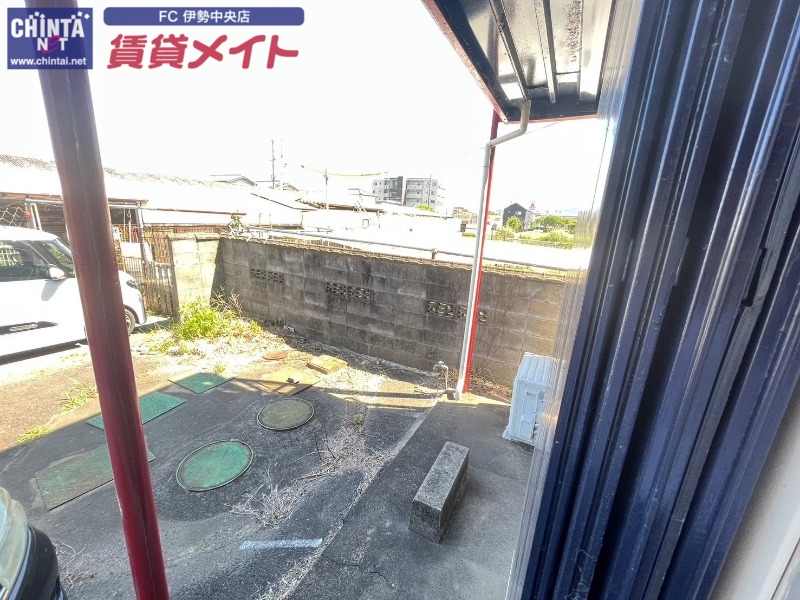 バルコニー　同物件別部屋のお写真です。