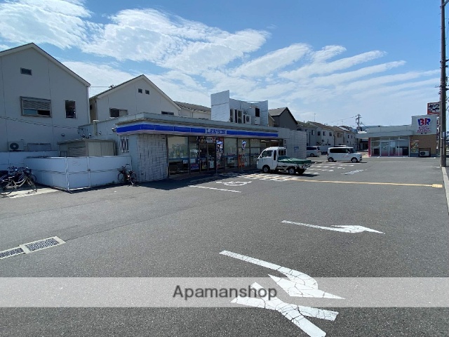 コンビニ　ローソン（コンビニ）まで735m