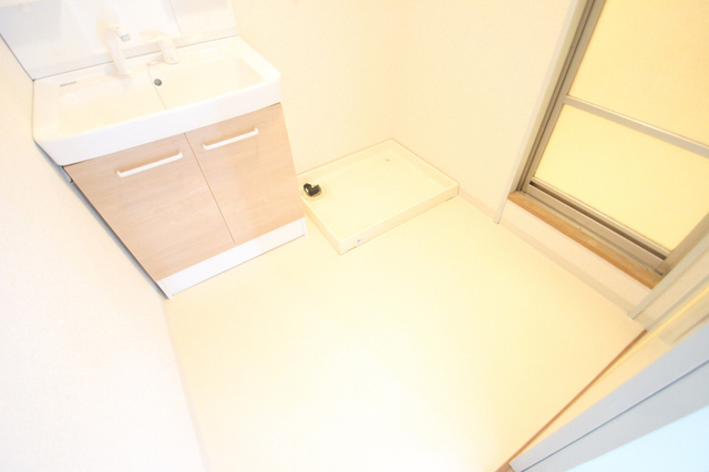 その他設備　※同号室の別階のお写真です