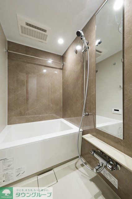 バス・シャワールーム　バス