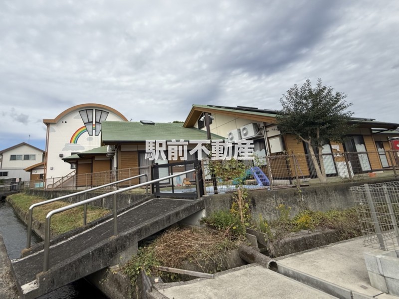 幼稚園・保育園　めぐみ保育園（幼稚園・保育園）まで1000m