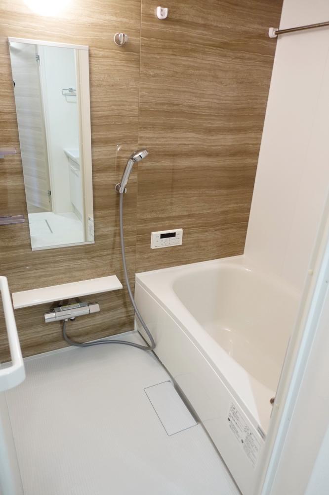 バス・シャワールーム　同施工会社イメージ