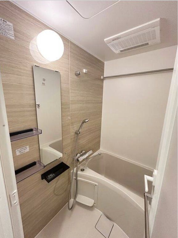 バス・シャワールーム　バス